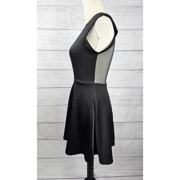 LuLu's Peek Chic Cutout Dress Black Size Small - Picture 7 of 13